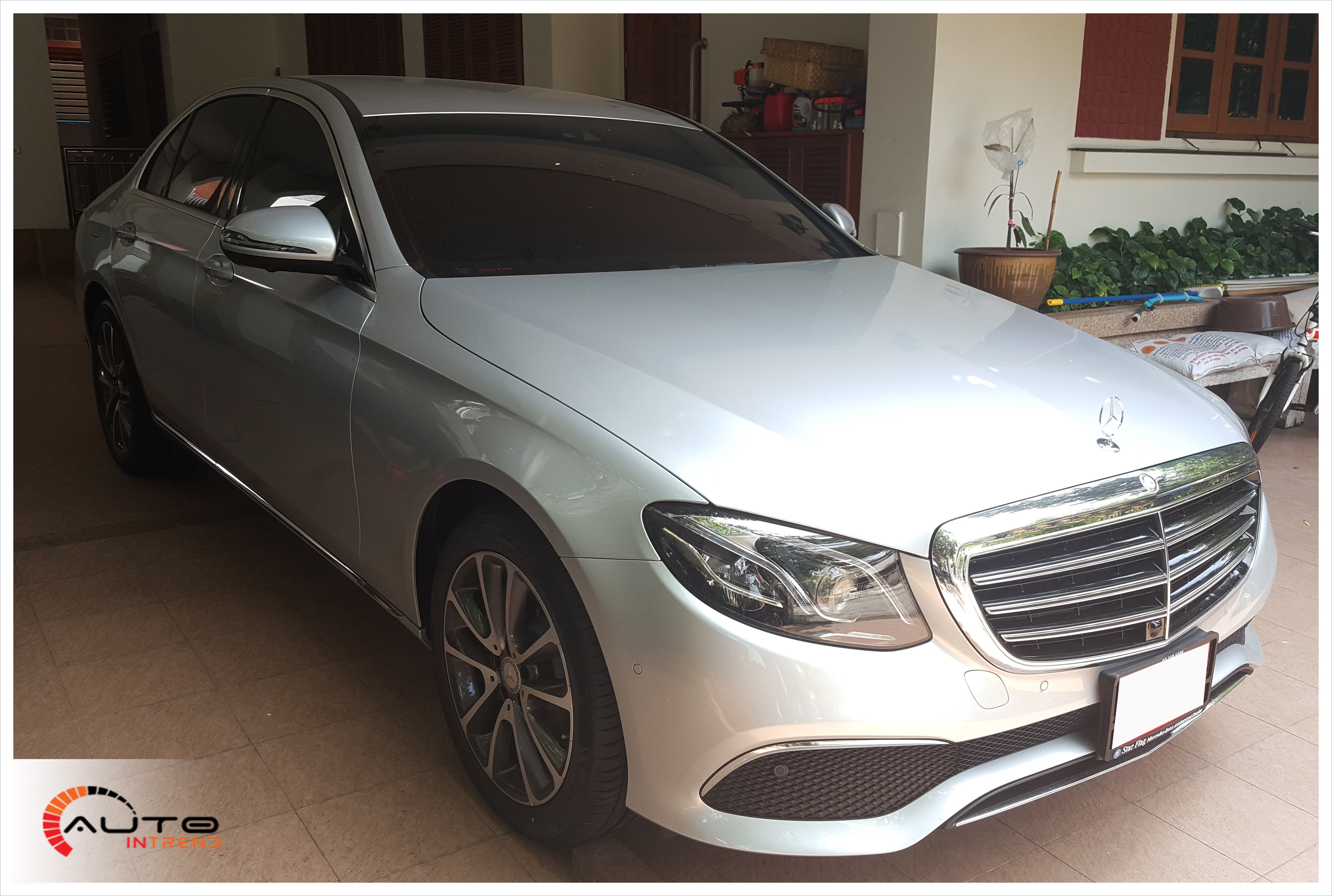 ติดตั้งกล้องบันทึกวิดีโอ BlackVue DR650GW-1CH Benz E220d