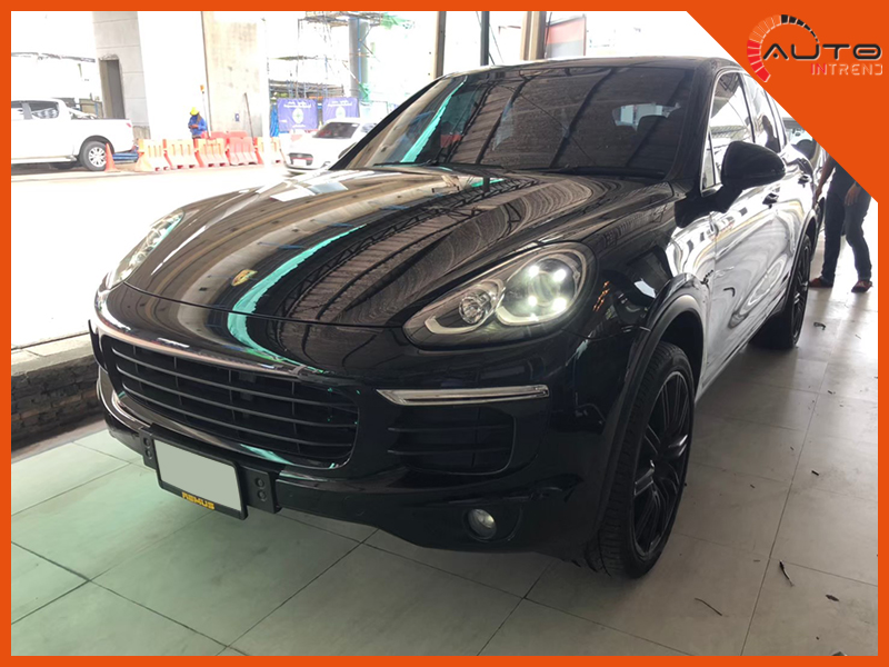 ติดกล้องรถยนต์ตรงรุ่น Porsche Cayenne