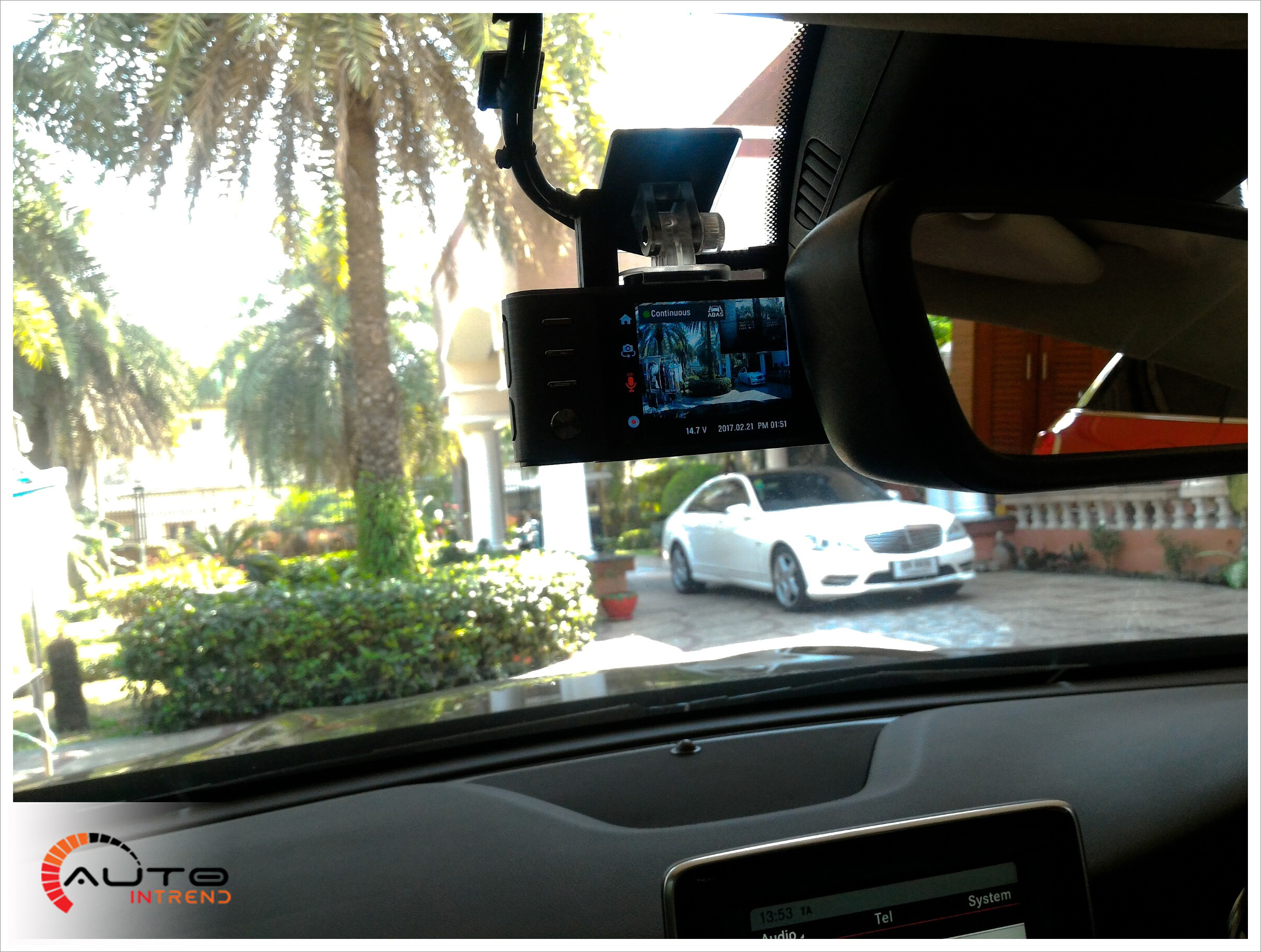 กล้องบันทึกเหตุการณ์ THINKWARE DASHCAM X550