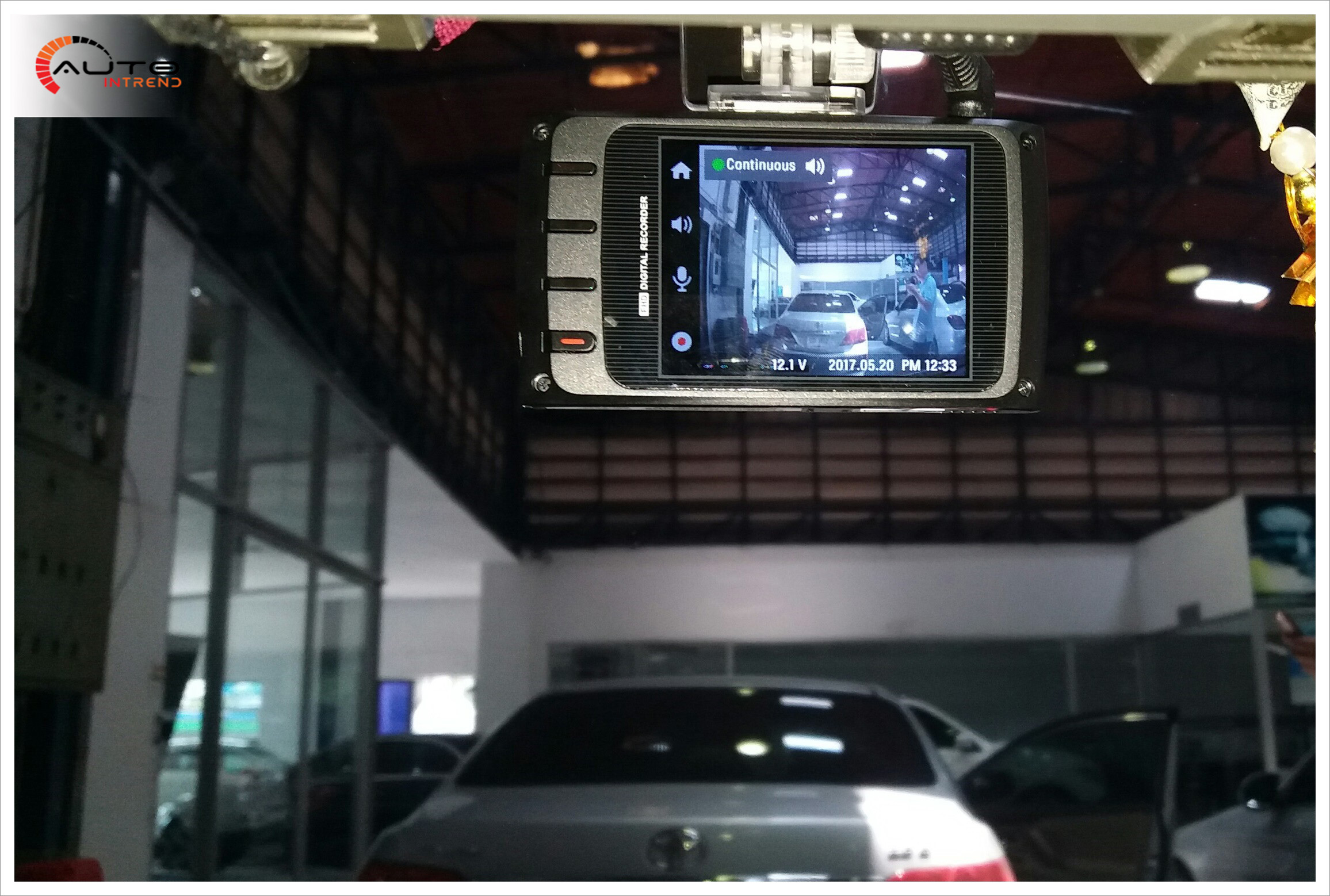 กล้องบันทึกเหตุการณ์ THINKWARE DASHCAM X330