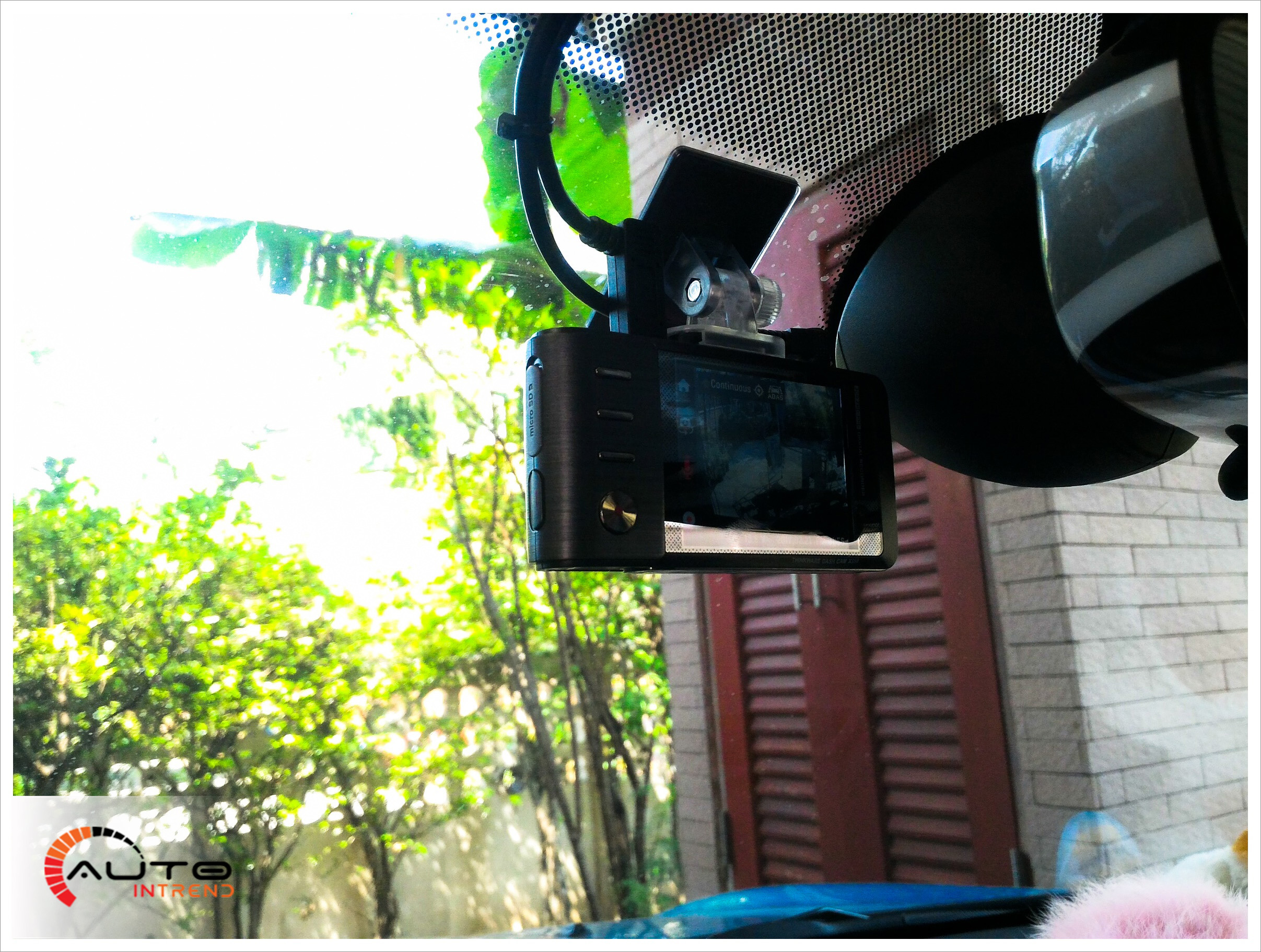 กล้องบันทึกเหตุการณ์ THINKWARE DASHCAM X550