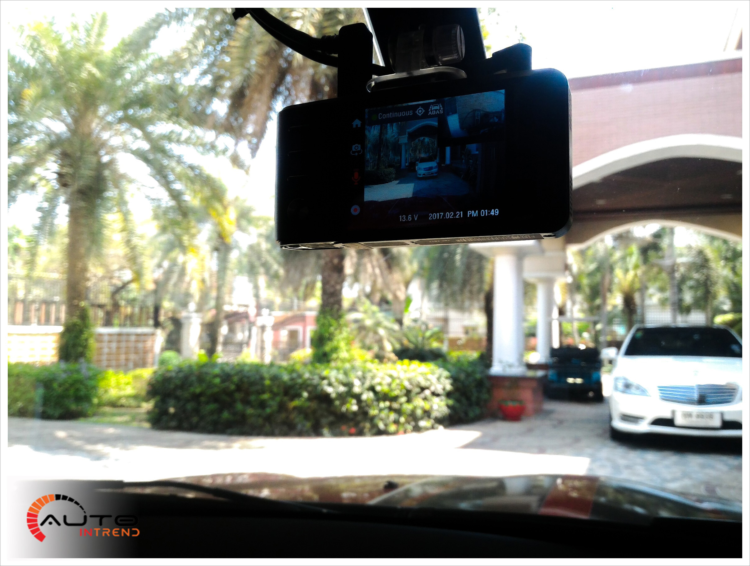 กล้องบันทึกเหตุการณ์ THINKWARE DASHCAM X550